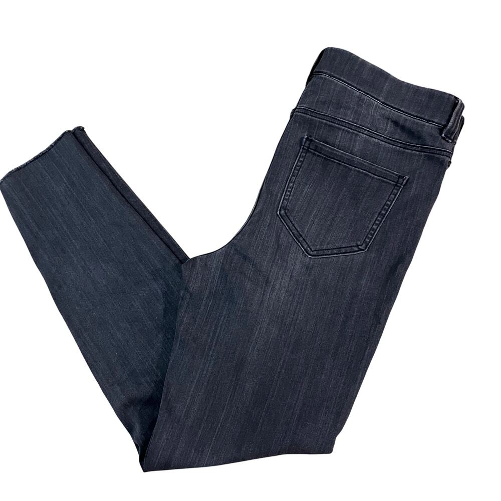 Liverpool Jeans Size 8 29 Faded Black Stretch Pull On Raw Hem the Ankle Skinny